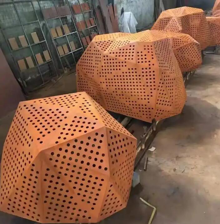 兴隆华侨农场耐候钢造型